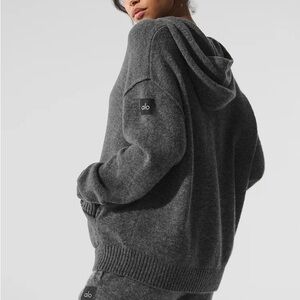 Alo Yoga Womens L Wool Cashmere New Class Hoodie Platinum Grey Athleisure Logo